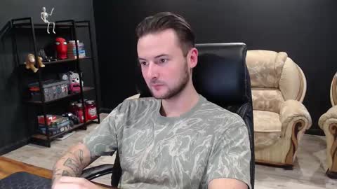 Misha Winchester online show from November 2, 2025, 12:18 pm