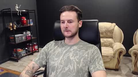 Misha Winchester online show from November 20, 2025, 6:51 pm