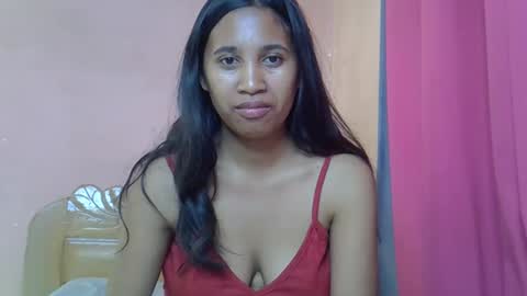 mihpretties online show from May 5, 2026, 6:43 am
