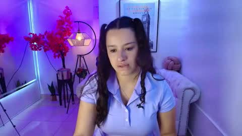 Miia online show from January 15, 2026, 3:33 am