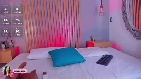 Snapshot of miia_blaze chatting on June 20, 2026, 11:24 am Mia online show from June 20, 2026, 11:24 am