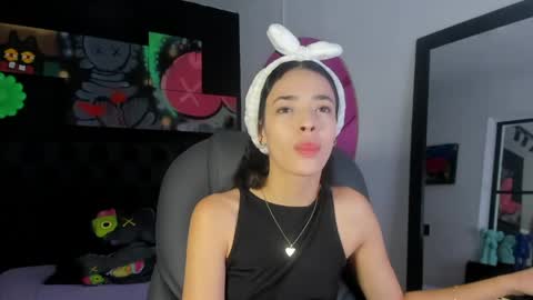 Snapshot of miia_bratz chatting on April 27, 2026, 8:51 pm miia_bratz online show from April 27, 2026, 8:51 pm