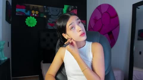 Snapshot of miia_bratz chatting on May 6, 2026, 9:53 pm miia_bratz online show from May 6, 2026, 9:53 pm