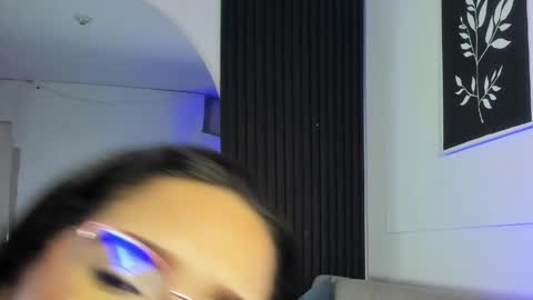 miia_deluxe_ online show from May 2, 2026, 1:32 am