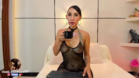 Snapshot of miia_parker_ chatting on July 1, 2026, 1:13 pm online show from July 1, 2026, 1:13 pm