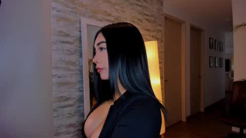 luisa online show from May 8, 2026, 11:59 am