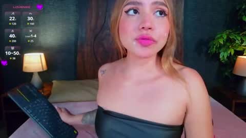 miia_sttone online show from June 27, 2026, 4:45 pm