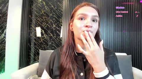 Snapshot of miia_taylors chatting on December 12, 2024, 11:18 am Miia 3 online show from December 12, 2024, 11:18 am