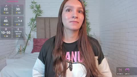 Snapshot of miia_taylors chatting on January 13, 2025, 12:35 pm Miia 3 online show from January 13, 2025, 12:35 pm