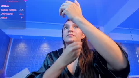 Snapshot of miia_taylors chatting on February 1, 2025, 5:47 pm Miia 3 online show from February 1, 2025, 5:47 pm