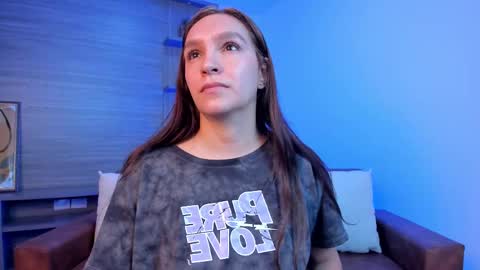 Snapshot of miia_taylors chatting on February 18, 2025, 12:06 pm Miia 3 online show from February 18, 2025, 12:06 pm