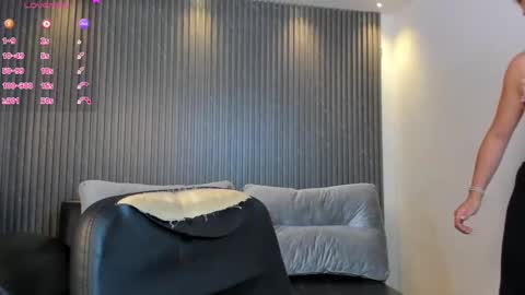 Snapshot of miia_taylors chatting on March 3, 2025, 6:33 pm Miia 3 online show from March 3, 2025, 6:33 pm