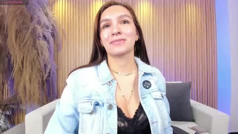 Snapshot of miia_taylors chatting on March 10, 2025, 11:32 am Miia 3 online show from March 10, 2025, 11:32 am