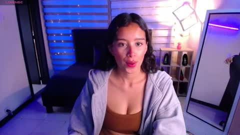 Snapshot of miiaa_evans1 chatting on October 22, 2025, 7:57 pm miiaa_evans1 online show from October 22, 2025, 7:57 pm