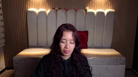 miiaa_evans1 online show from June 11, 2026, 12:32 am