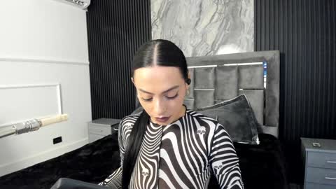 Mia Monroe online show from January 6, 2025, 8:07 pm