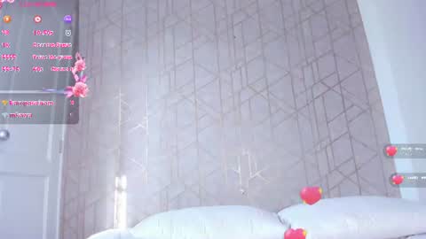 Snapshot of miiaavelvet chatting on June 24, 2026, 9:14 pm MIA online show from June 24, 2026, 9:14 pm