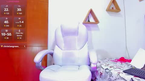 mia sofia online show from October 18, 2025, 6:30 pm