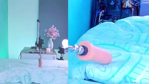 miiastone_cm online show from July 11, 2026, 7:05 pm