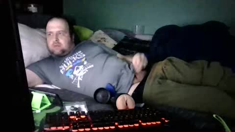 Mikey online show from April 10, 2026, 4:28 am