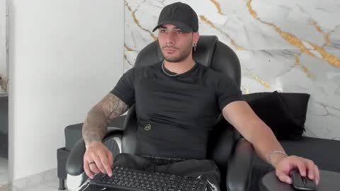 Snapshot of miike_stone1 chatting on September 13, 2025, 1:11 pm Daniel online show from September 13, 2025, 1:11 pm