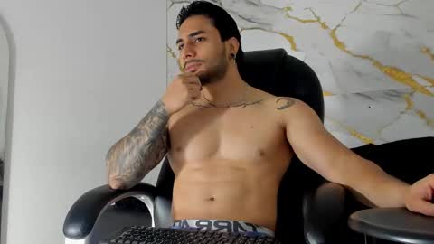 Snapshot of miike_stone1 chatting on October 6, 2025, 1:08 pm Daniel online show from October 6, 2025, 1:08 pm