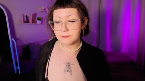 Milly online show from October 1, 2025, 2:34 pm