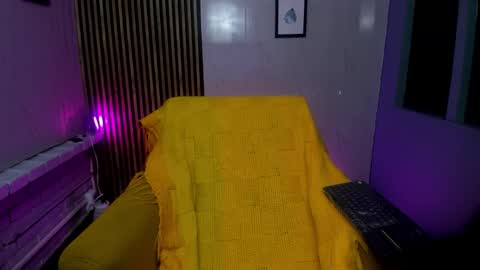 miilu  online show from October 5, 2025, 3:16 am