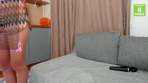 Snapshot of miissblonde chatting on October 28, 2025, 1:42 am miissblonde online show from October 28, 2025, 1:42 am