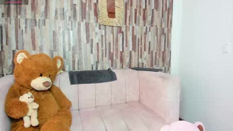 Snapshot of miissy__ chatting on May 12, 2026, 7:44 pm miissy__ online show from May 12, 2026, 7:44 pm