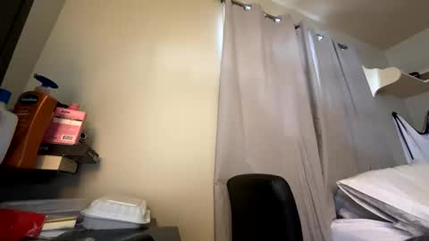 mik138 online show from February 2, 2026, 4:06 pm