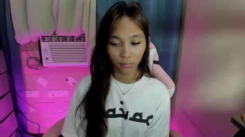 Snapshot of mika_cora chatting on March 3, 2026, 3:18 pm MIKA online show from March 3, 2026, 3:18 pm