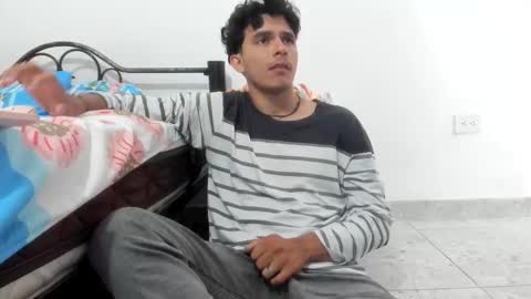 mikael_stor online show from October 2, 2025, 12:34 pm