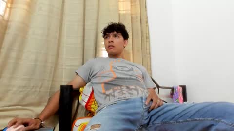 mikael_stor online show from October 29, 2025, 11:23 am