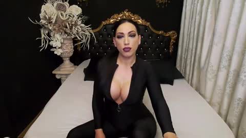Snapshot of mikaelajensen chatting on January 6, 2025, 3:53 am Mikaela online show from January 6, 2025, 3:53 am