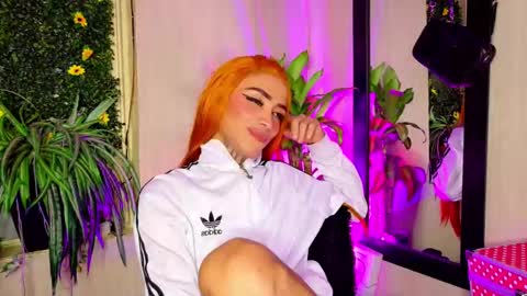 Snapshot of mikaelarangel chatting on October 7, 2025, 5:15 am mikaelarangel online show from October 7, 2025, 5:15 am