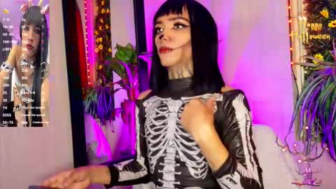 Snapshot of mikaelarangel chatting on October 14, 2025, 2:12 am mikaelarangel online show from October 14, 2025, 2:12 am