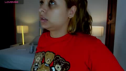 Mikaela blondie bigass online show from January 14, 2026, 12:22 pm