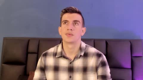 mikael online show from February 18, 2026, 2:07 am