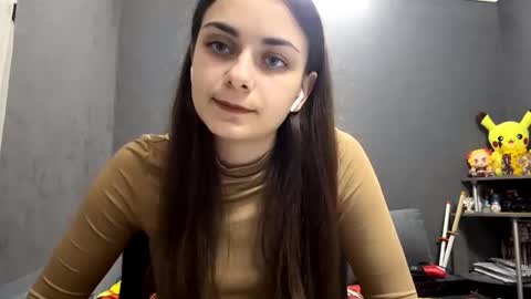 Kate online show from January 19, 2026, 1:04 pm