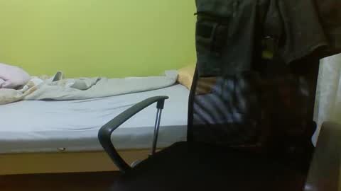 Snapshot of mikanmikic2 chatting on May 31, 2026, 11:39 pm mikanmikic2 online show from May 31, 2026, 11:39 pm