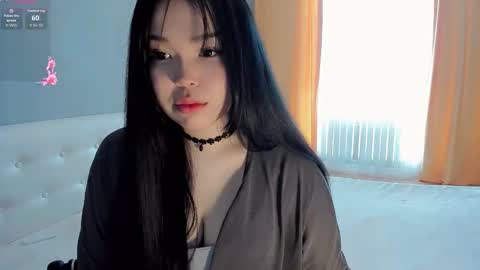 mikasssu online show from October 31, 2025, 8:48 am