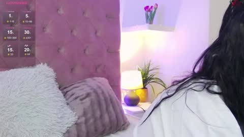  Mika  online show from December 10, 2024, 10:37 pm