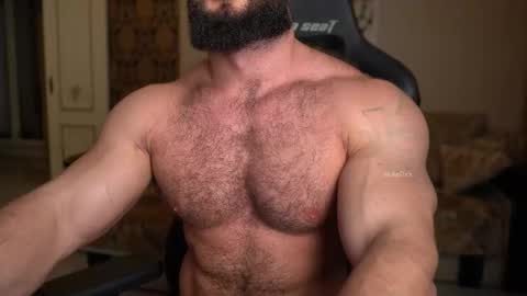 Snapshot of mike0xx chatting on November 4, 2025, 12:37 pm mike0xx online show from November 4, 2025, 12:37 pm