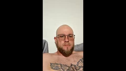 Snapshot of mike198989997 chatting on April 6, 2026, 1:14 am mike198989997 online show from April 6, 2026, 1:14 am