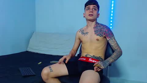 Mike IMDEPENDIENT MODEL online show from December 29, 2024, 2:17 am