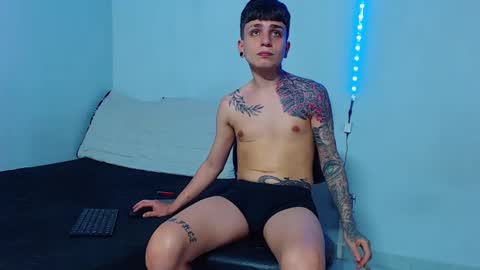 Mike IMDEPENDIENT MODEL online show from February 16, 2025, 2:53 am