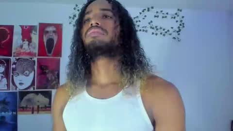 mike__thomson_ online show from December 21, 2024, 10:51 pm