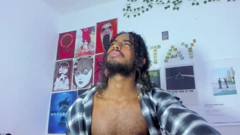 mike__thomson_ online show from January 10, 2025, 1:32 am