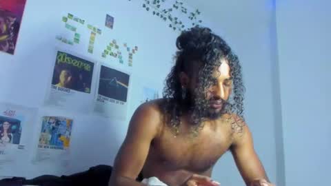 mike__thomson_ online show from March 11, 2025, 1:16 am